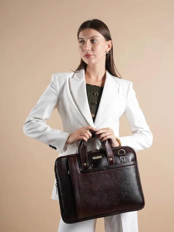 Brown_Leather_Laptop_Bag_For_Men_And_Women