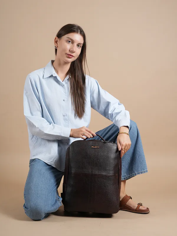 Brown_Leather_Backpack_For_Men_And_Women