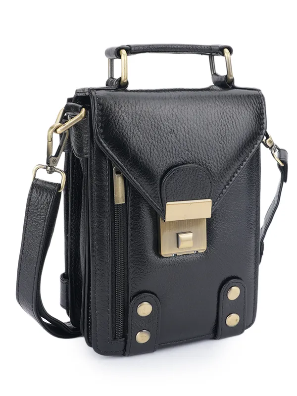 Black_Leather_Sling_Bag_For_Women