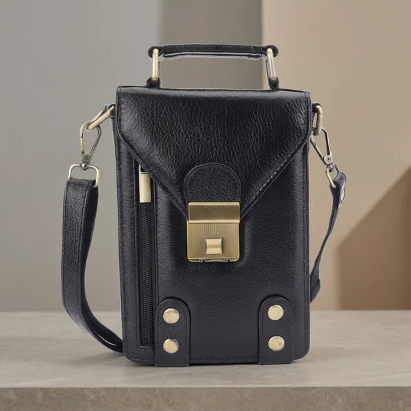 Black_Leather_Sling_Bag_For_Women