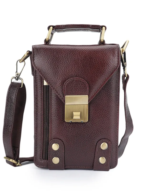 Brown_Leather_Sling_Bag_For_Men_And_Women