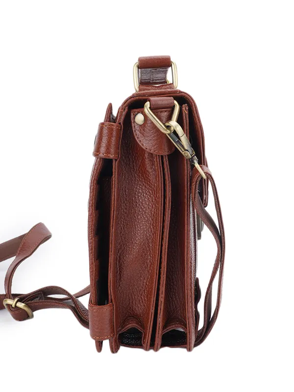 Tan_Leather_Sling_Bag_For_Men_And_Women