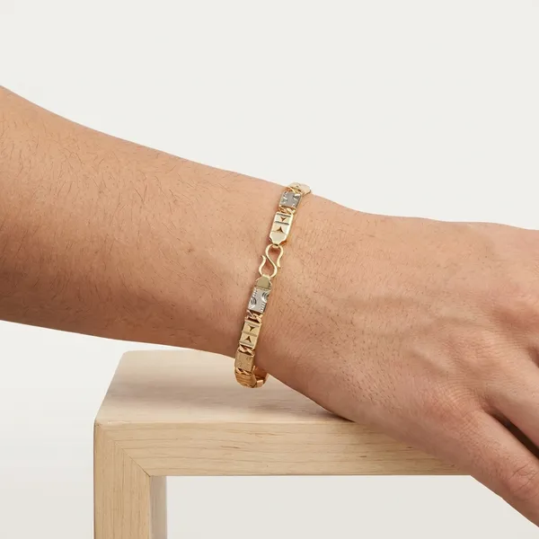 Gold__Bracelet_For_Men