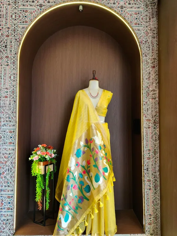 The_Golden_Aviary_Saree