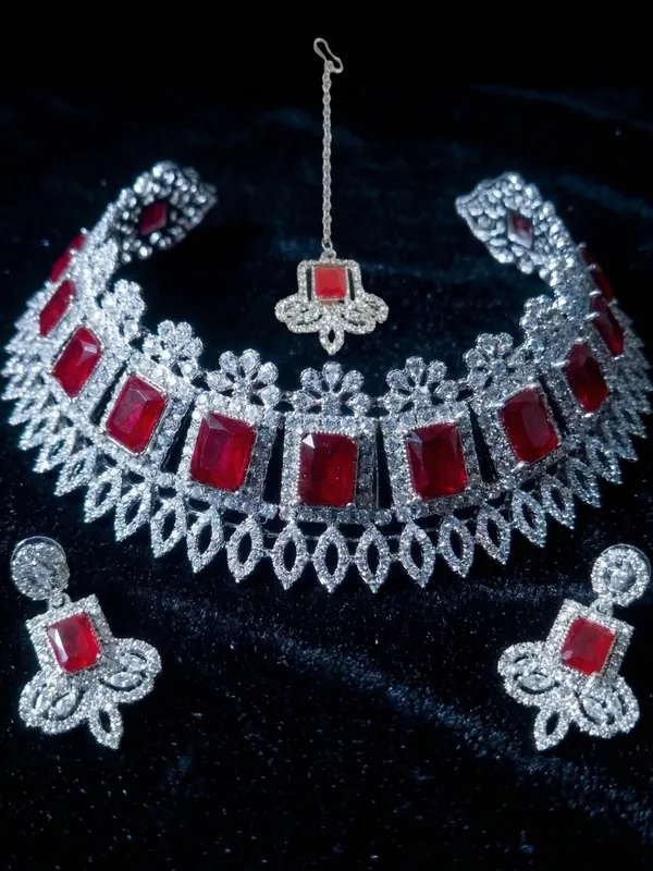 Crimson_Keystone_Choker_Set
