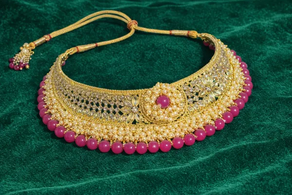 Ros_Fringe_Choker_Set