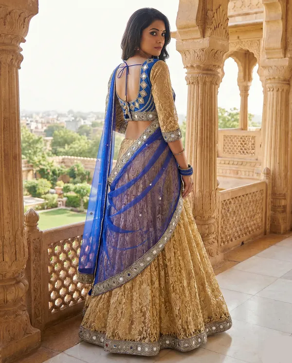 Royal_Neelam_Lehenga