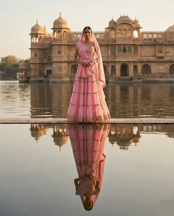 Gulabi_Noor_Lehenga