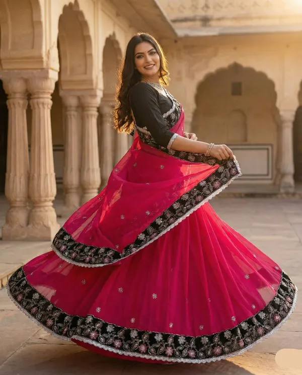 Velvet_Rani_Saree