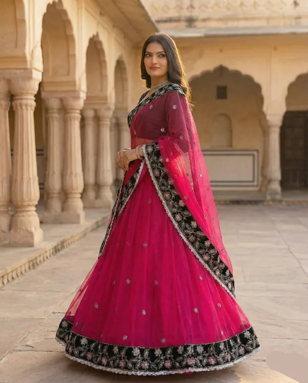 Velvet_Rani_Saree