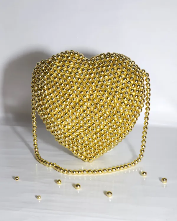 The_Golden_Heart_An_Element_Of_Pure_Gold_Radiance