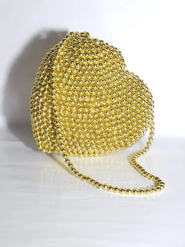 The_Golden_Heart_An_Element_Of_Pure_Gold_Radiance