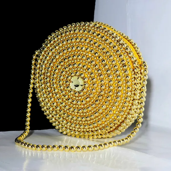 The_Golden_Pearl_An_Element_Of_Pure_Gold_Radiance