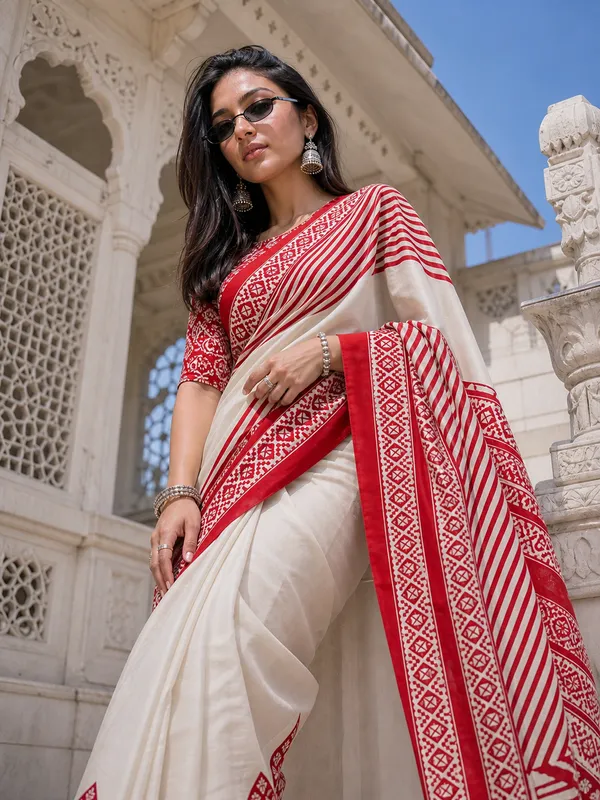 Crimson_Heirloom_Saree