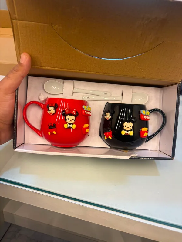 Cute_Cartoon_Ceramic_Mug_Set_with_Spoons_|_Red_&_Black_Couple_Coffee_Cup_Gift_Set