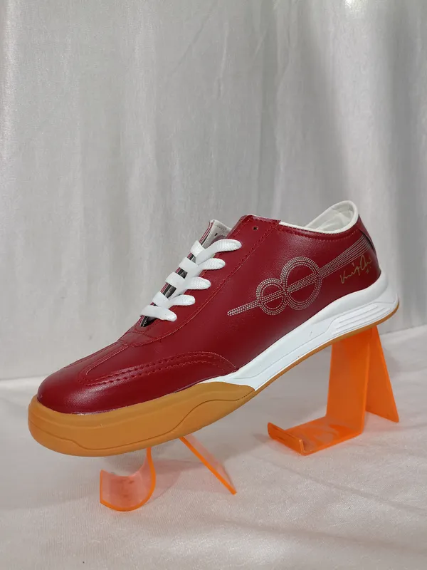 Maroon_Lace_Up_Casual_Sneakers_For_Unisex