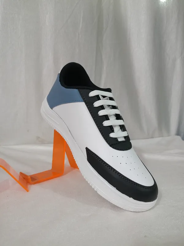 Blue_And_White_Low_Top_Lace_Up_Sneakers