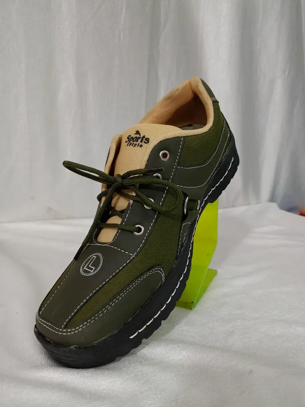 Black_Synthetic_Leather_Casual_Lace_Up_Shoes_For_Men