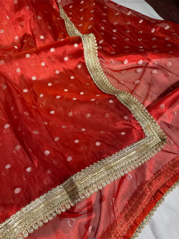 Carmine_Red_Tissue_Silk_Polka_Dots_Weave_Lace_Work_Banarasi_Saree