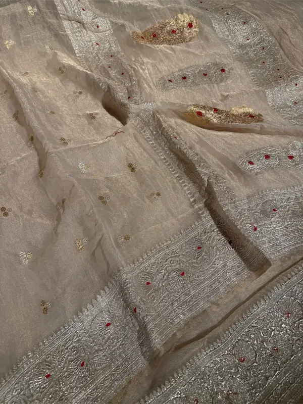 Ivory_Pure_Khaddi_Tissue_Silk_Natural_Handwoven_Banarasi_Saree