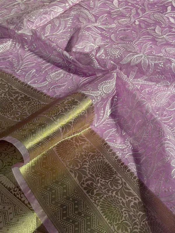 Light_Lavender_Kora_Organza_Chikankari_Embroidered_Banarasi_Saree