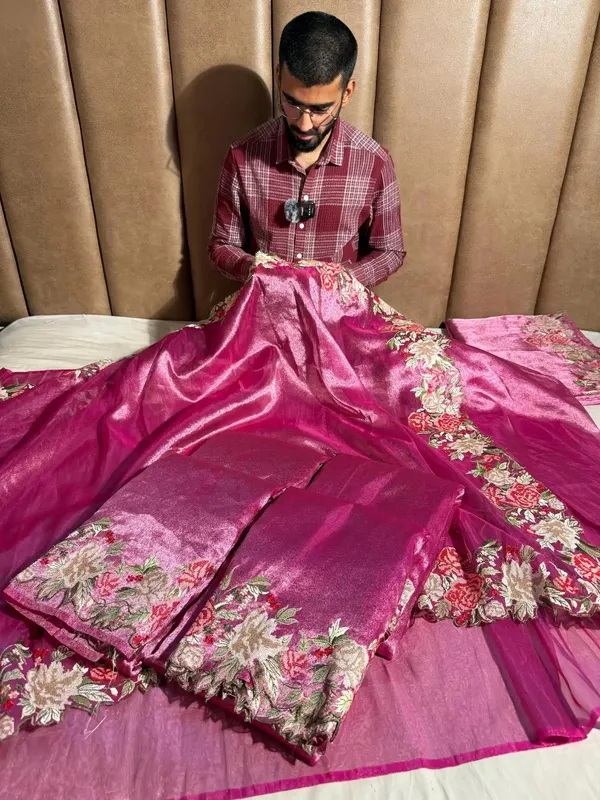 Rani_Pink_Glass_Tissue_Silk_Crochet_Cutwork_Embroidery_Banarasi_Saree