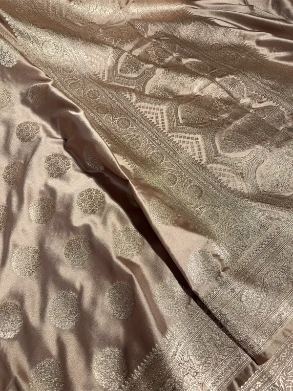 Rare_Beige_Mashru_Katan_Silk_Traditional_Buta_Banarasi_Saree