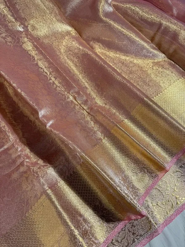 Mauve_Glass_Tissue_Silk_Embossed_Floral_Weave_Banarasi_Saree