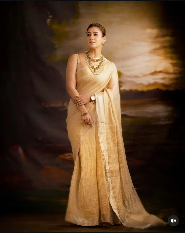 Nayanthara_inspired_kanjivaram_brocade_tissue_saree