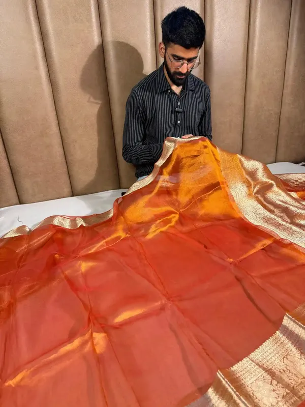 Metallic_orange_pure_tissue_silk_Banarasi_saree