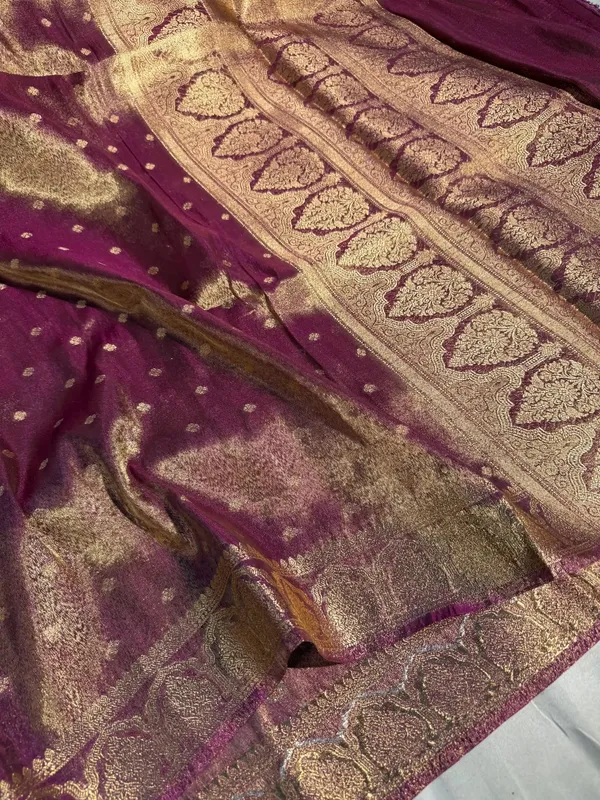 Rusted_Purple_Tissue_Silk_Traditional_Buta_Banarasi_Saree
