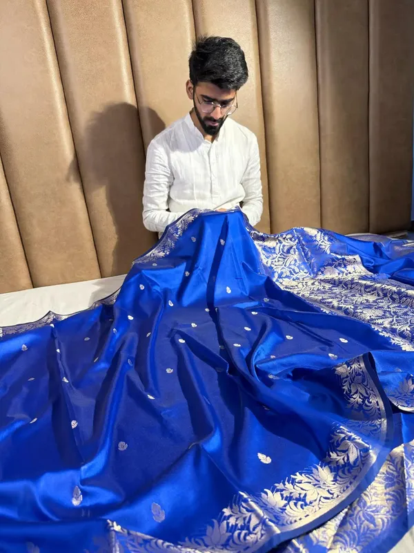 Royal_Blue_Shade_Heritage_Weave_Semi_Katan_Silk_Banarasi_Saree