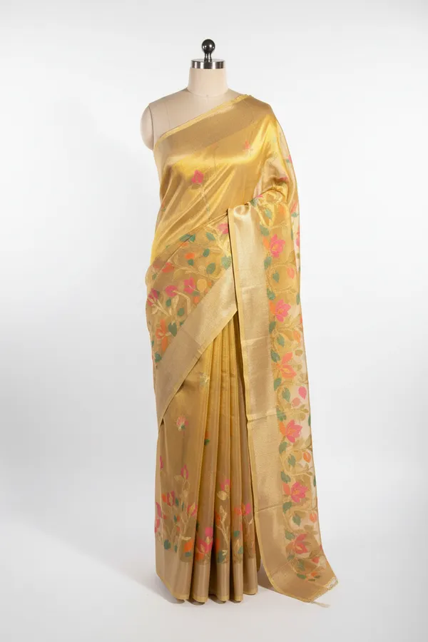 Never_seen_before_copper_tissue_silk_saree_with_floral_rich_pallu