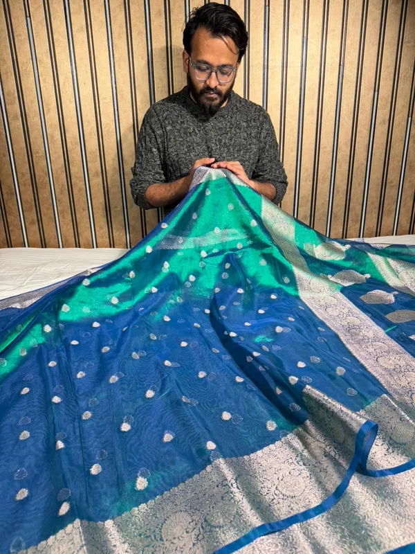 Rare_Peacock_Soft_Tissue_Silk_Khaddi_Buti_Concept_Banarasi_Saree