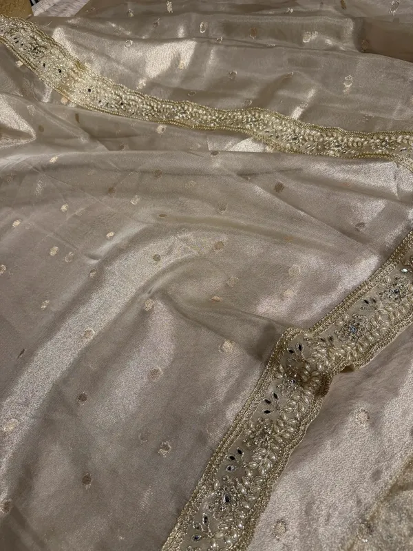 Water_Zari_Tissue_Silk_Gota_Lace_Attached_Traditional_Banarasi_Saree