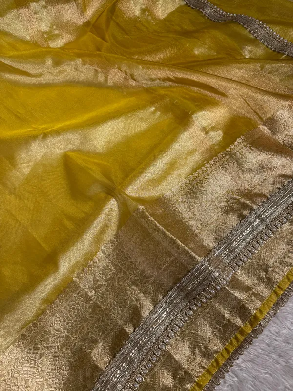 Jahnvi_Kapoor_Inspired_Tissue_Silk_Saree