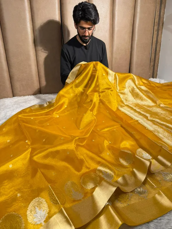 Metallic_Yellow_Kora_Tissue_Silk_Banarasi_Saree