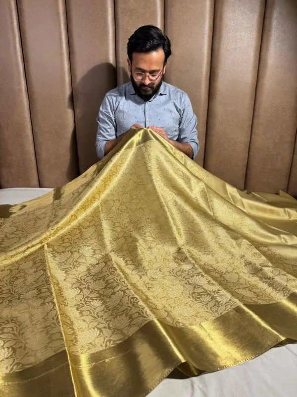 Nita_Ambani_Mam_Golden_Embossed_Tissue_Silk_Saree