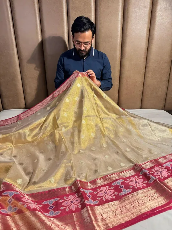 Copper_Contrast_Tissue_Silk_Buti_Banarasi_Saree
