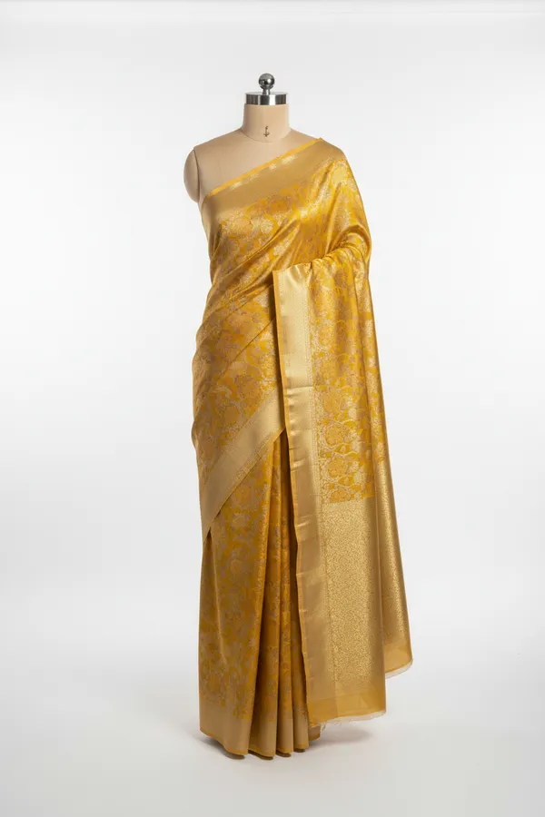 Golden_Tissue_Silk_Buti_Weave_Banarasi_Saree