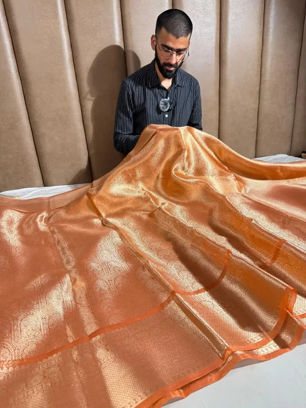 Metallic_Orange_Kanjivaram_Brocade_Tissue_Silk_Copper_Zari_Heritage_Weave_Banarasi_Saree