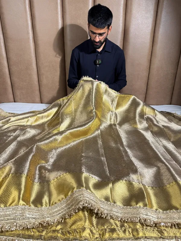 Copper_Shade_Kanjivaram_Tissue_Silk_Lace_Work_Saree