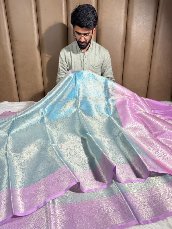 Pastel_Firozi_Tissue_Silk_Kanjivaram_Embossed_Banarasi_Saree