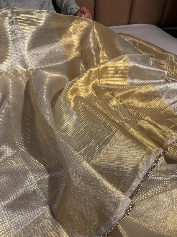 Nayanthara_Maam_Inspired_Kanjivaram_Tissue_Saree