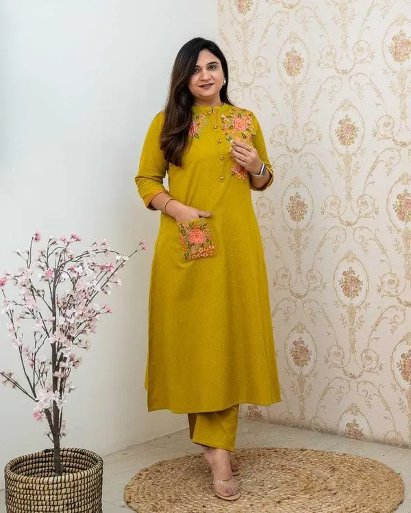 Yellow_Cotton__Polyester__Straight_Kurti_With_Pant_For_Women