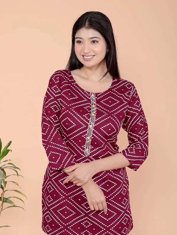 Maroon_Cotton_Straight_Kurti_For_Women