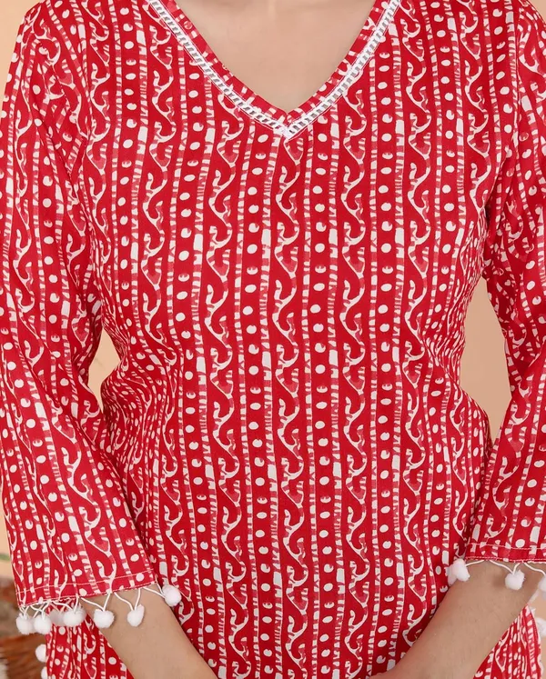 Red_Cotton_Straight_Kurti_For_Women