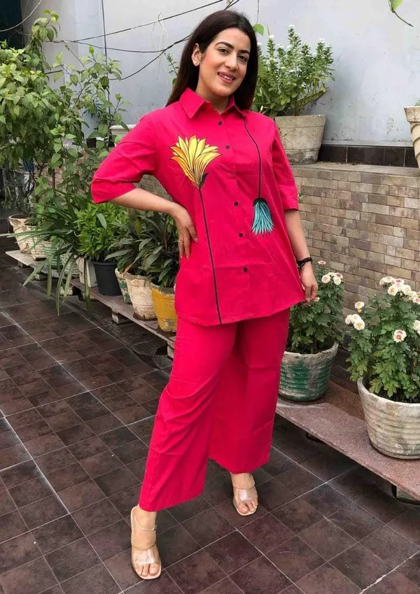 Red_Cotton_Polyester_Kurti_With_Pant_For_Women