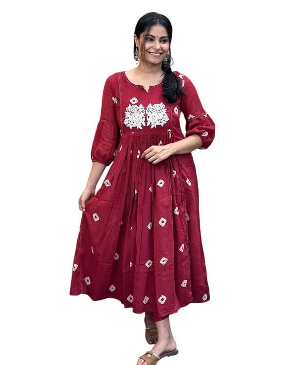 Maroon_Cotton_Polyester_Anarkali_Kurti_With_Pant_For_Women