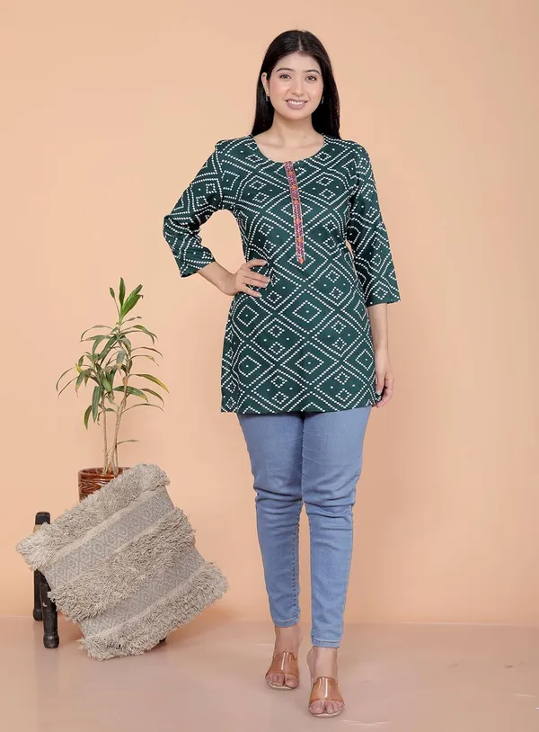 Green_Cotton_Straight_Kurti_For_Women